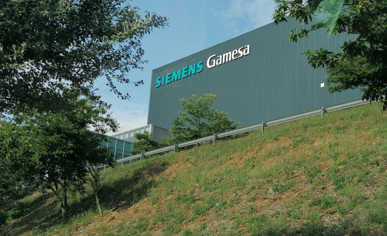 Trabajadores de Siemens Gamesa sospechan una deslocalización de la planta de As Somozas a Portugal
