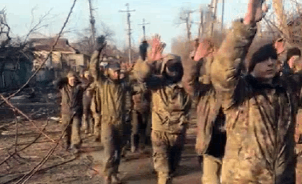 Marines de Ucrania se rinden en Mariupol a tropas pro rusas