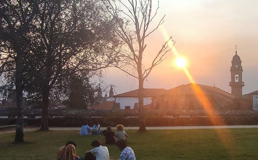 Emergência de saúde pública em zonas de Vigo como Stellantis devido à contaminação por incêndios em Portugal