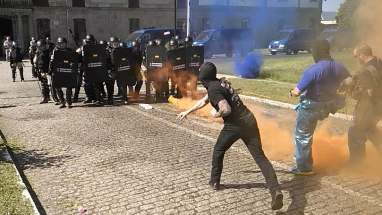 ​La Armada se prepara en Ferrol para actuar como antidisturbios en protestas