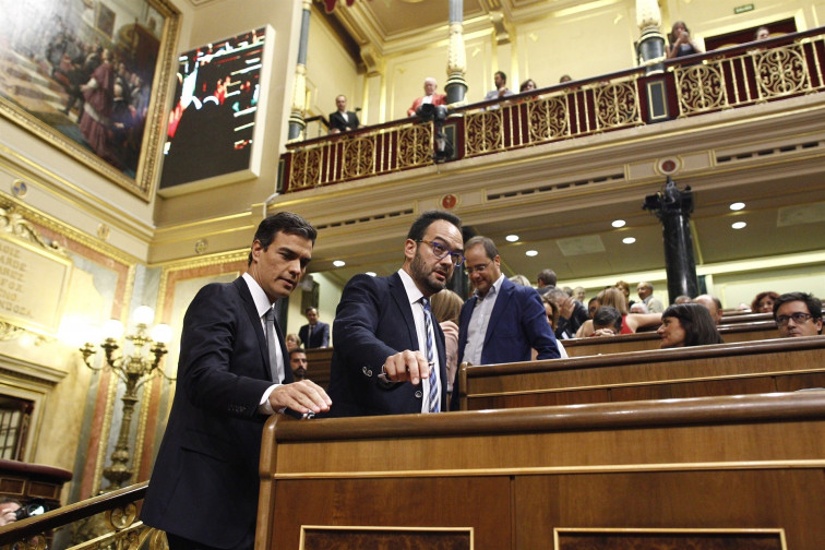 Antonio Hernando continuará en la dirección parlamentaria del PSOE