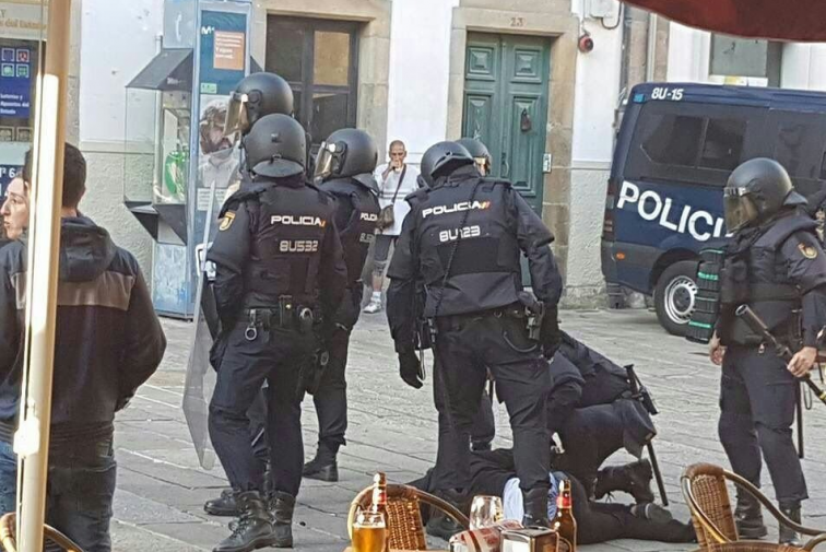 Vuelven a okupar la casa de Santiago que fue desalojada en medio de una fuerte polémica