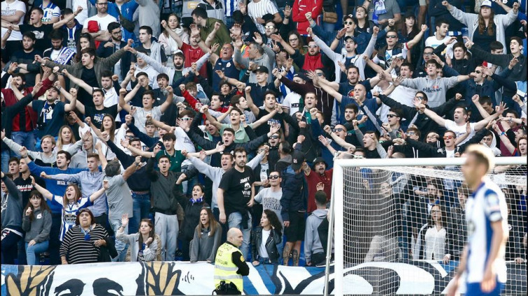 Antiviolencia multa al Depor por decimonovena vez por las pancartas de los 'Blues'