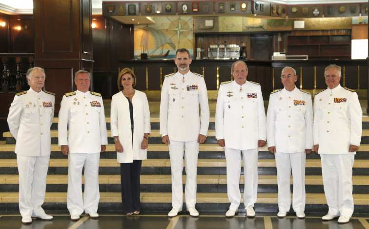 Felipe VI y el Rey emérito presiden el 300 aniversario de la Escuela Naval en Marín