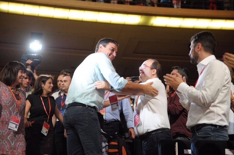 ​Los socialistas catalanes están dispuestos a “morderse la lengua” por la investidura de Sánchez, dice Iceta