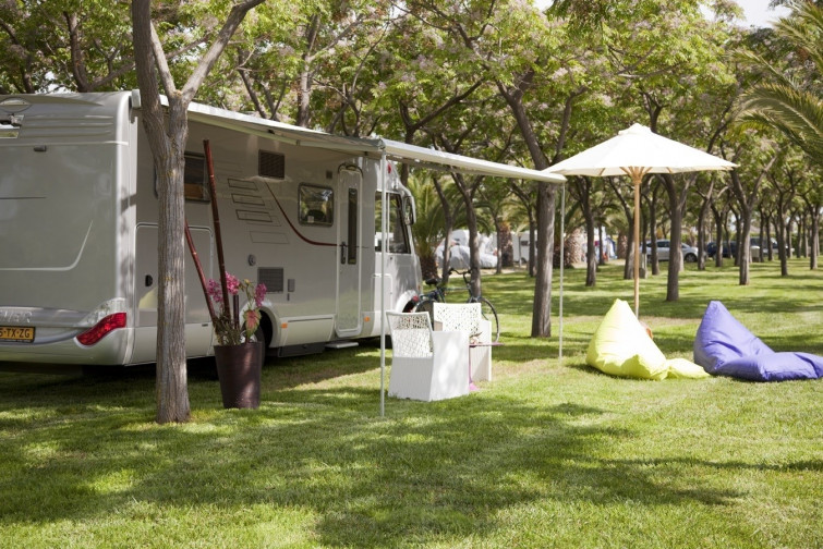 Los campings ganan popularidad frente al turismo rural, que desciende