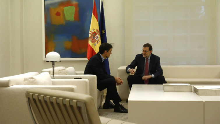 Rajoy y Sánchez coinciden en hacer frente al desafío independentista catalán