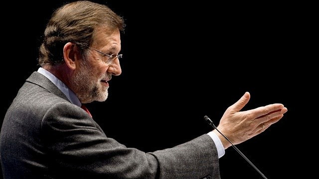 Rajoy tiene un as en la manga para frenar el 1-O sin mojarse