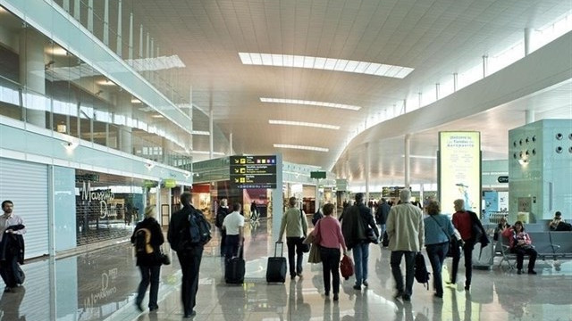 ​Cifras récord en los aeropuertos gallegos, que superan todos el millón de pasajeros