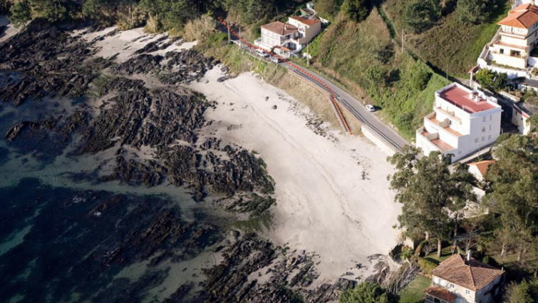 La contaminación en Playa América afecta también a otro arenal de Nigrán