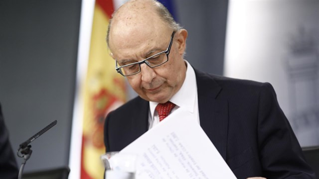 Montoro toma el control de gastos de servicios públicos fundamentales en Cataluña