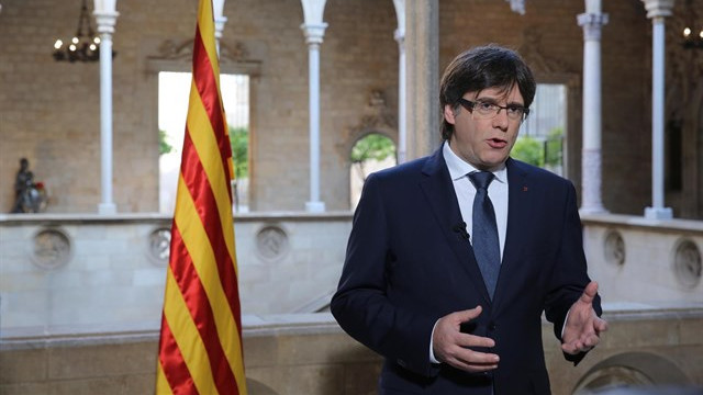 Rechazo generalizado en los partidos a la mediación que ahora quiere Puigdemont