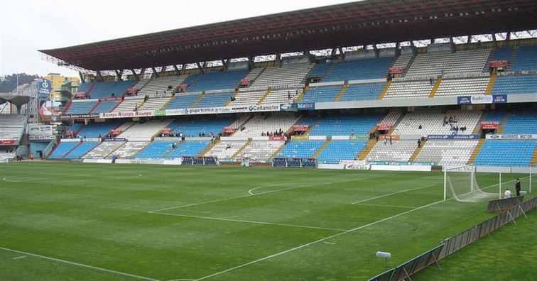 El Ayuntamiento cierra la grada de Río de Balaídos por seguridad