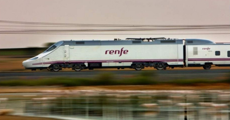 Renfe no acepta la dimisión del director de seguridad investigado por el accidente de Angrois