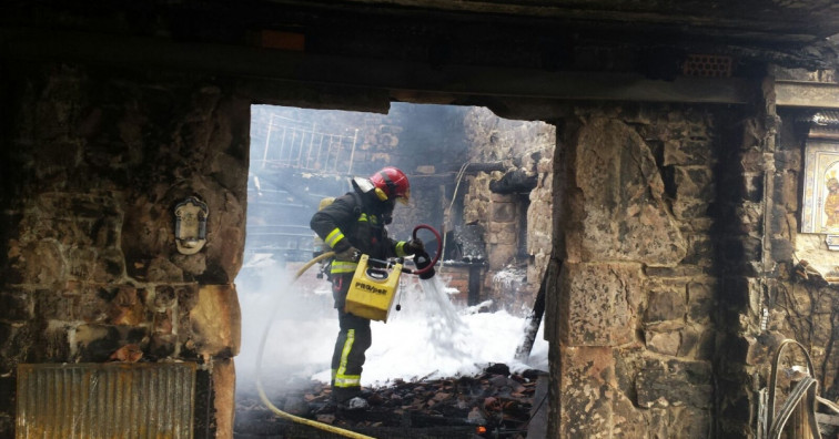 El Eibar recauda más de 3.700 euros para los afectados por los incendios