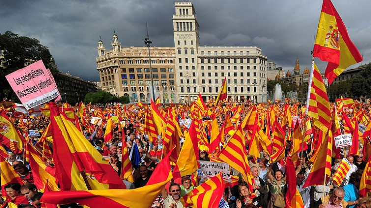 La encuesta de la Generalitat admite que los independentistas son minoría aunque ganarían las elecciones