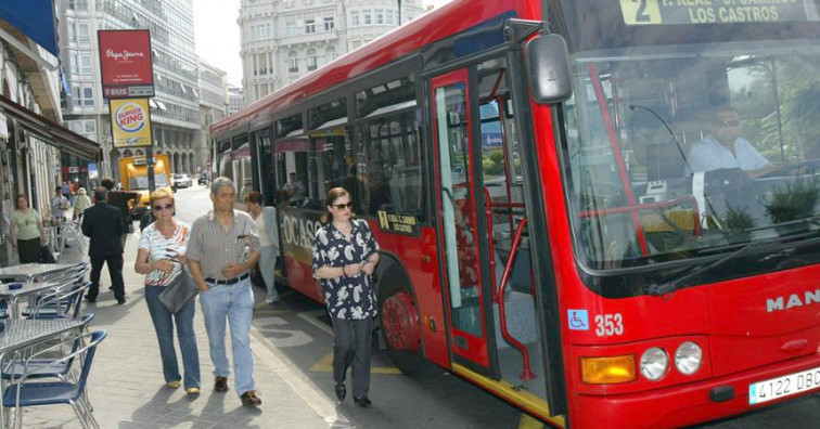 Los autobuses interurbanos comienzan a usar las paradas del centro