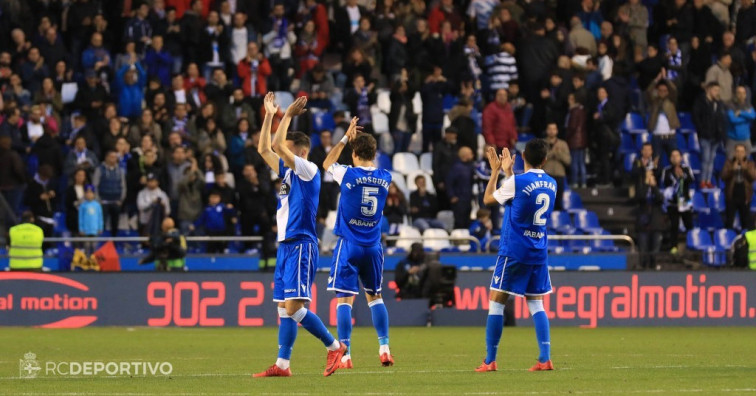 Riazor despide al equipo con una ovación pese a caer contra el Atlético