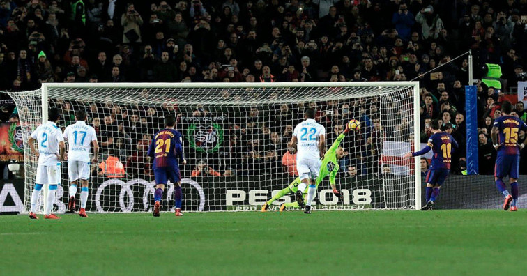 El Dépor recibe una goleada en Barcelona y ya piensa en el derbi