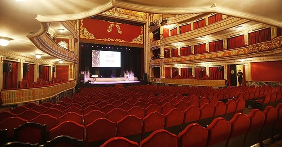 La Academia Gallega De Teatro Se Presenta A Finales De Mes En Santiago ...