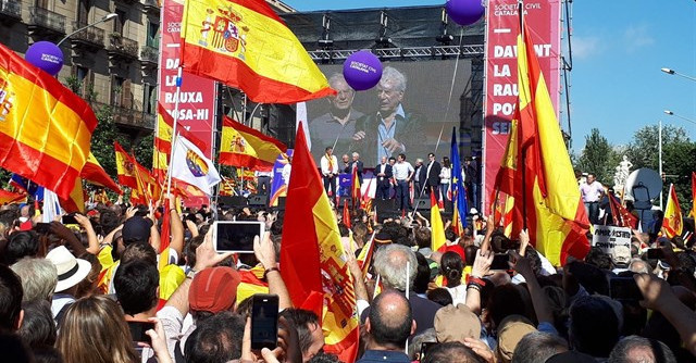 ​Un joven vigués recibe una paliza por acudir a una manifestación unionista