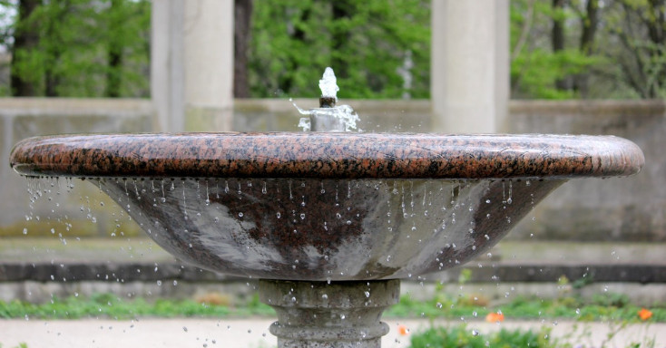 ​Agua gratis para abandonar los refrescos y combatir la obesidad