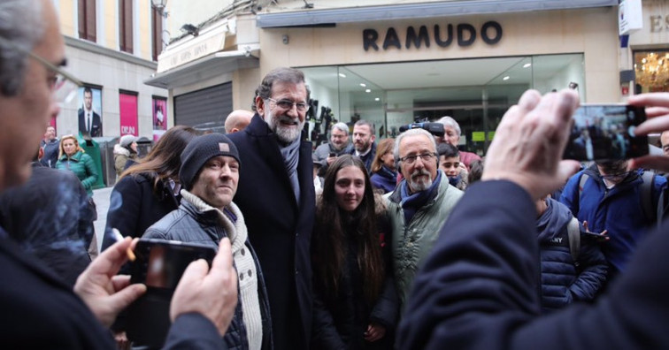 ​Rajoy avisa a Puigdemont de que no cambiarán 