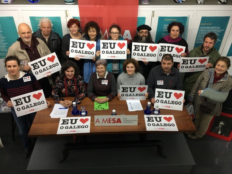 Aumentan el número de quejas registradas por A Mesa por discriminación del gallego, con la Administración Pública como protagonista