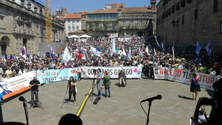 Miles de gallegos reivindican poder usar su lengua todos los días