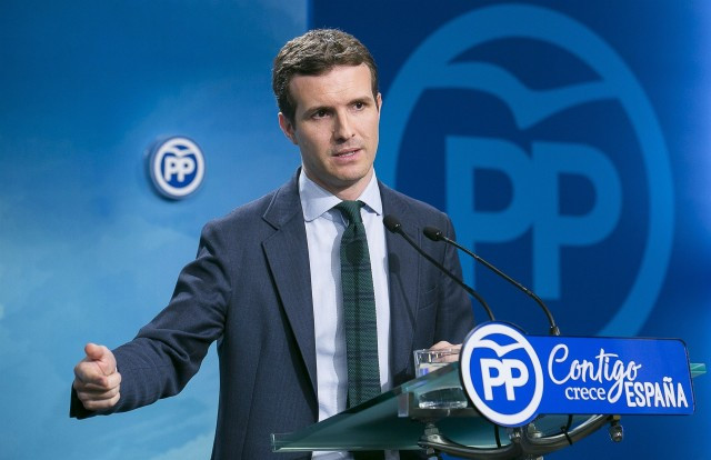 A Feijóo le surge un rival del aparato del PP para la sucesión