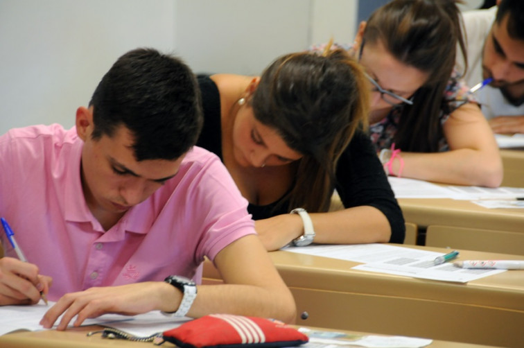 Cerca de 4.000 personas a examen en Silleda para los certificados de profesionalidad