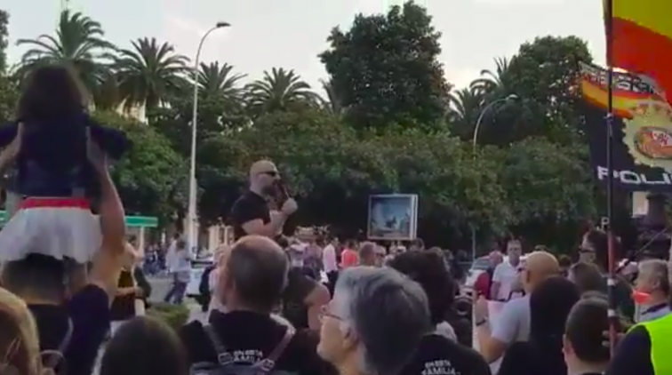 Policías y guardias civiles vuelven a salir a la calle para exigir el cumplimiento de la equiparación salarial