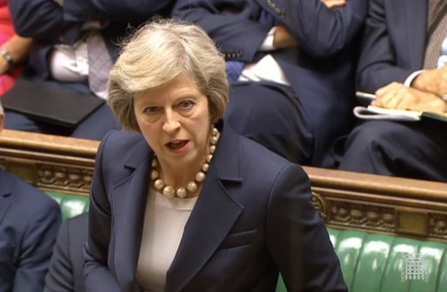 Los diputados de su partido pueden finiquitar hoy a Theresa May agravando la crisis del Brexit