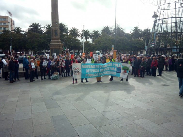 Centenares de personas toman la ciudad reivindicando unas pensiones dignas​