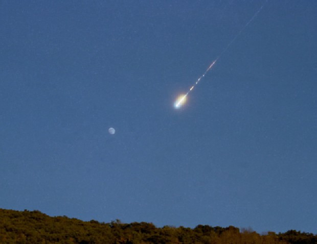 Un meteorito recorrió los cielos de Galicia la pasada noche