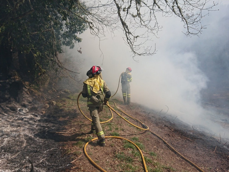 (VÍDEOS) Lousame, Calvos de Randín, Burgo, Noia, Dodro…Multitud de incendios declarados en Galicia desde el fin de semana