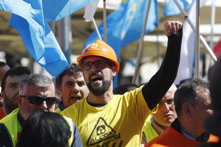 Trabajadores de Alcoa, alcalde, Xunta y En Común critican al Gobierno por no aprobar el estatuto