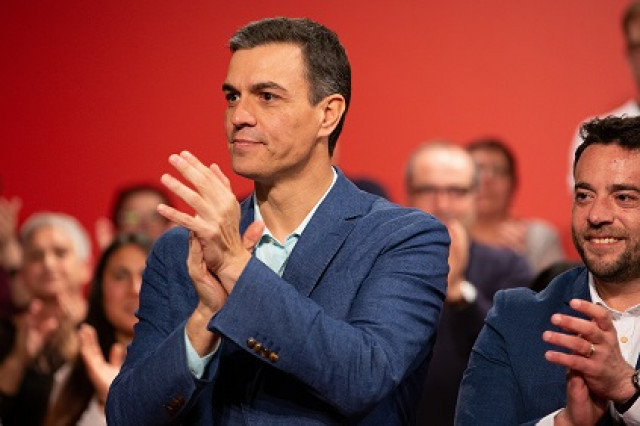 Investidura: el PSOE exhibe unidad frente a la división en Podemos