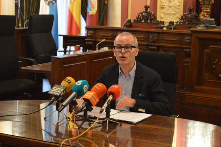 ​La oposición acusa a Feijóo de “defraudar” y “estafar” a Ourense por colocar a Jesús Vázquez en el Senado