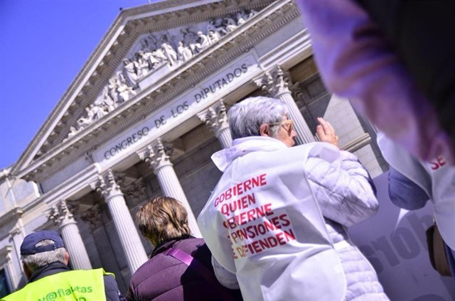 ​Bruselas, implacable con el sistema de pensiones español, exige “ajustes” al Gobierno para acceder a fondos