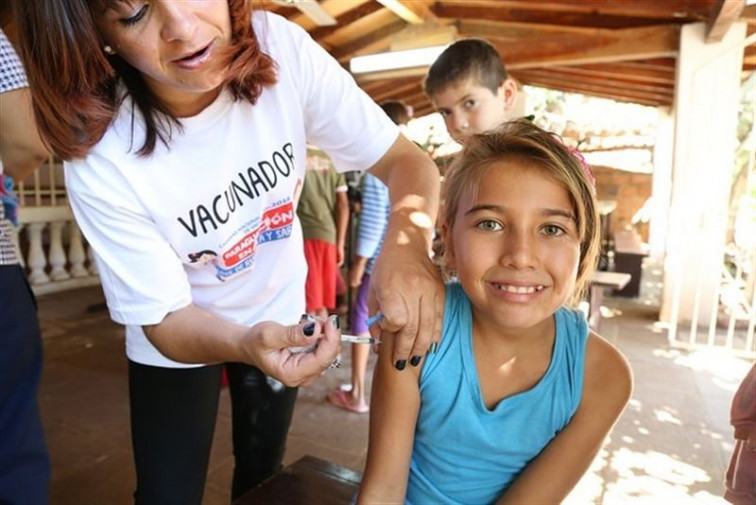 Solo la mitad de las CCAA han cumplido la cobertura de vacunación frente al papilomavirus propuesta por Sanidad