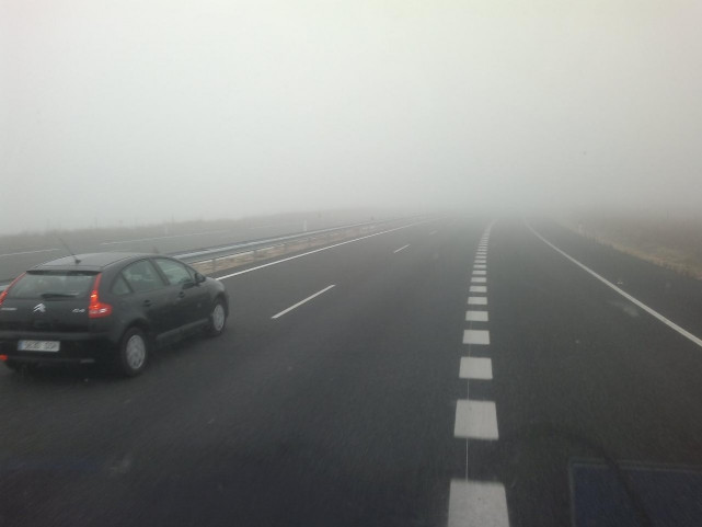 Reabren ao tráfico o tramo da autovía A-8 cortado onte sábado pola néboa