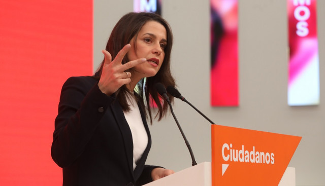 Inés Arrimadas se quema en tiempo récord