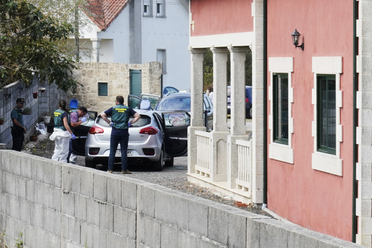 Posibles vínculos entre el mercado negro de venta de armas y el triple crimen machista de Valga