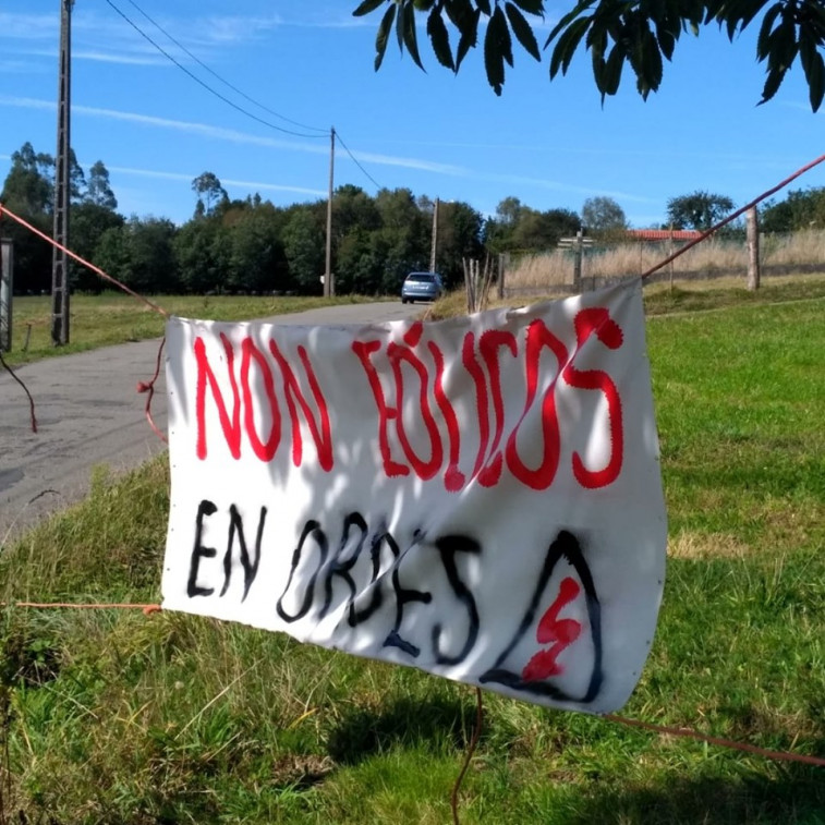 ​Plataforma contra los parques eólicos pide una 