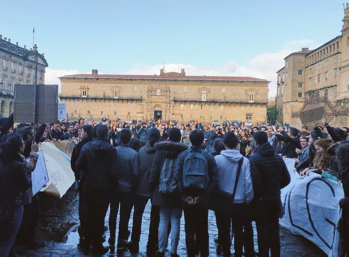 ​Fin a la huelga de Medicina… ¿y fin de las vejaciones de los profesores?: “No nos merecemos que nos traten como basura”