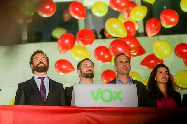 VOX quiere acabar en Galicia con la hegemonía del Partido Popular como hicieron con los socialistas en Andalucía