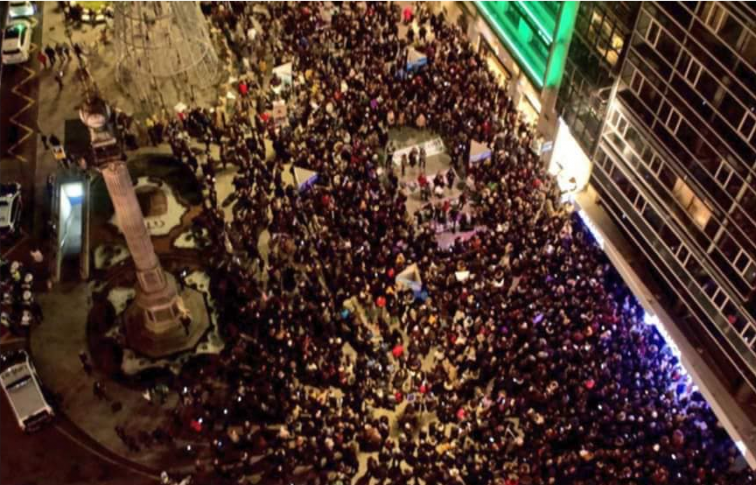 Protestas contra la violencia de género en 27 localidades de Galicia con miles de asistentes