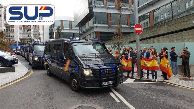 La UIP Raya 40 de regreso a Vigo tras los disturbios de Barcelona en una imagen del SUP