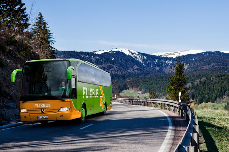 Una empresa promete billetes a 0,99 euros para viajar a Lisboa, Oporto y Braga en bus